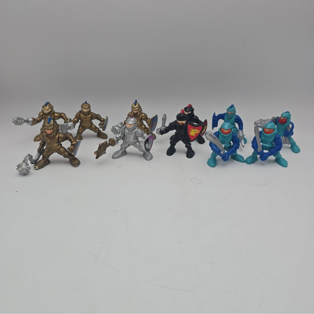 Vintage Fisher Price Great Adventures Castle Knights Lot of 11 Figures